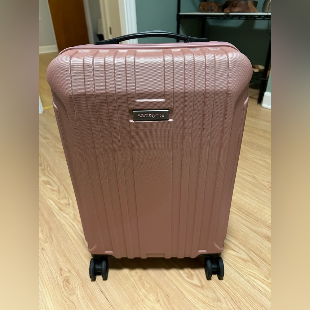 Samsonite 19” long 14” wide suitcase
